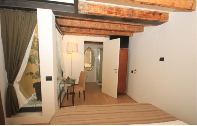Lisander B&B Suite And Terrace Seregno Rum bild