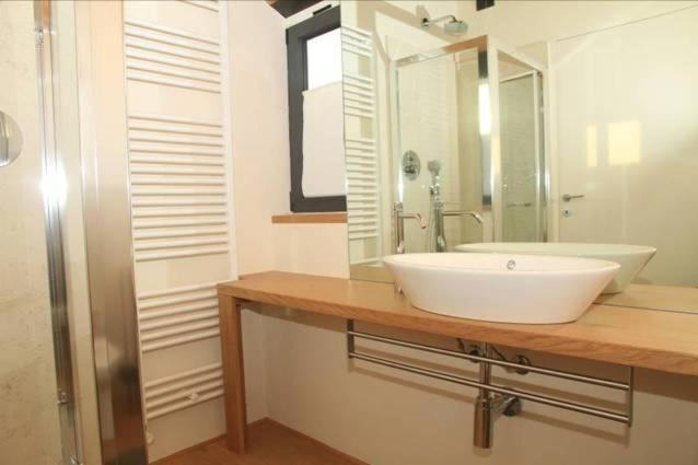 Lisander B&B Suite And Terrace Seregno Rum bild